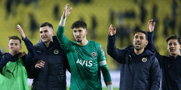 Altay Bayındır'a sürpriz teklif! Gidebilir...