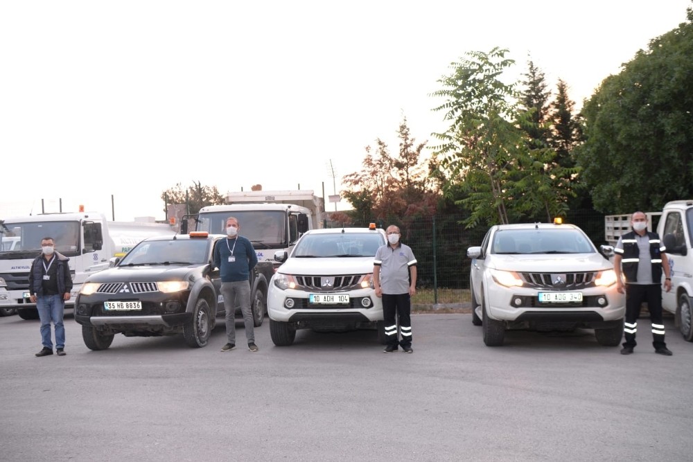Altıeylül’de 93 bin hektar alanda haşere ile mücadele 