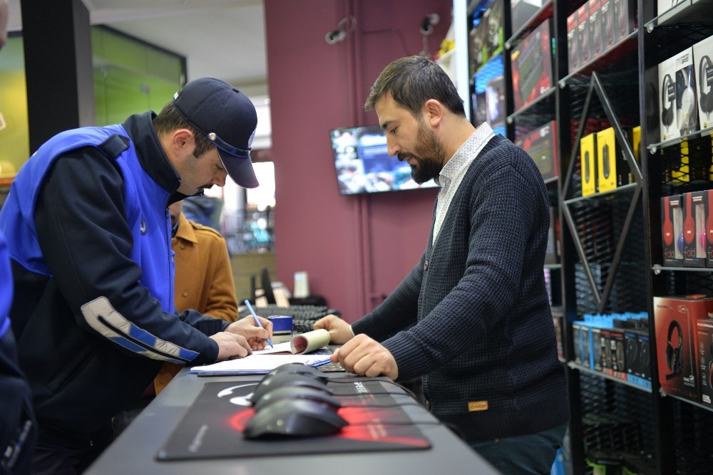 Altıeylül’de zabıta 7/24 görevde 
