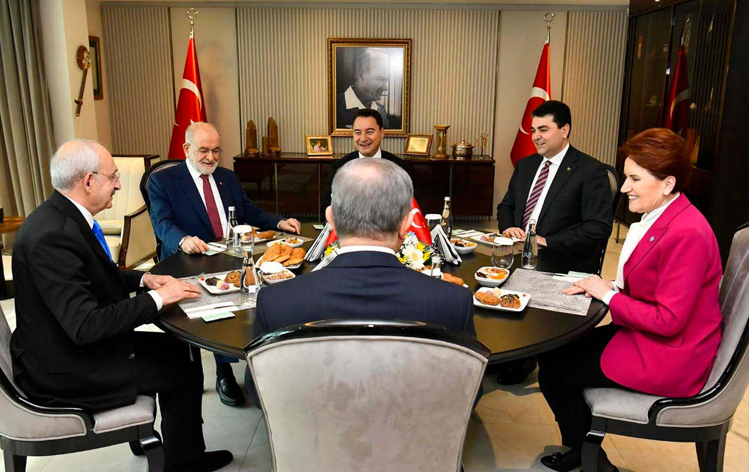 Altılı masa ile ilgili şok "FETÖ" iddiası