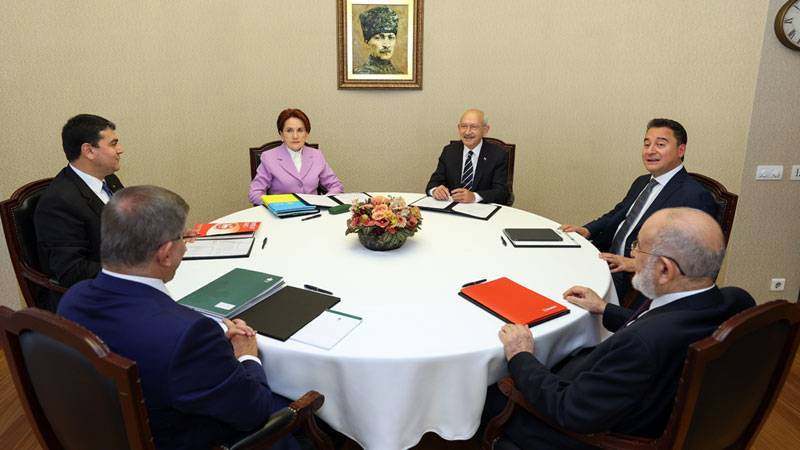 Altılı masada alınan nefesi bile bilen o isim açıkladı! Masanın adayı...