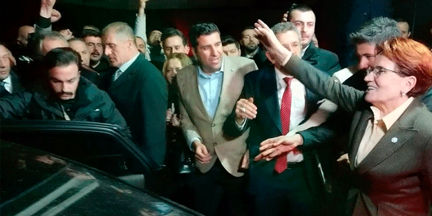 Altılı masanın toplantısında neler konuşuldu? Kılıçdaroğlu'ndan Akşener'e: Kalkıp gideyim mi?