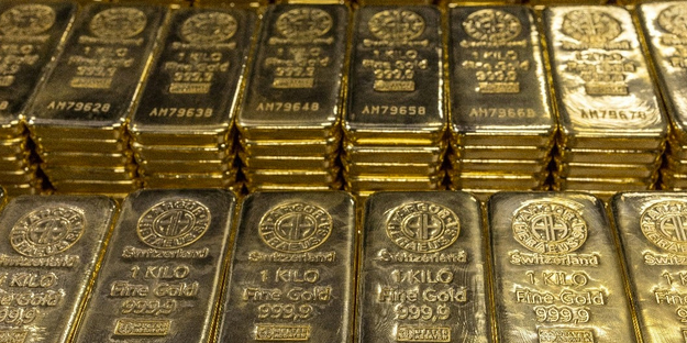 Altın çöktü! Kuyumcular şokta: Dibe çakılan altın için son alım fırsatı duyuruldu