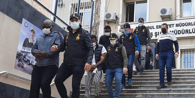 Altın dolandırıcılarına operasyon: Gözaltılar var