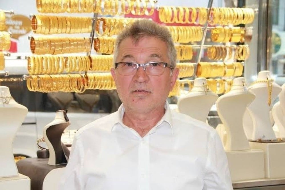 Altın el yakıyor 