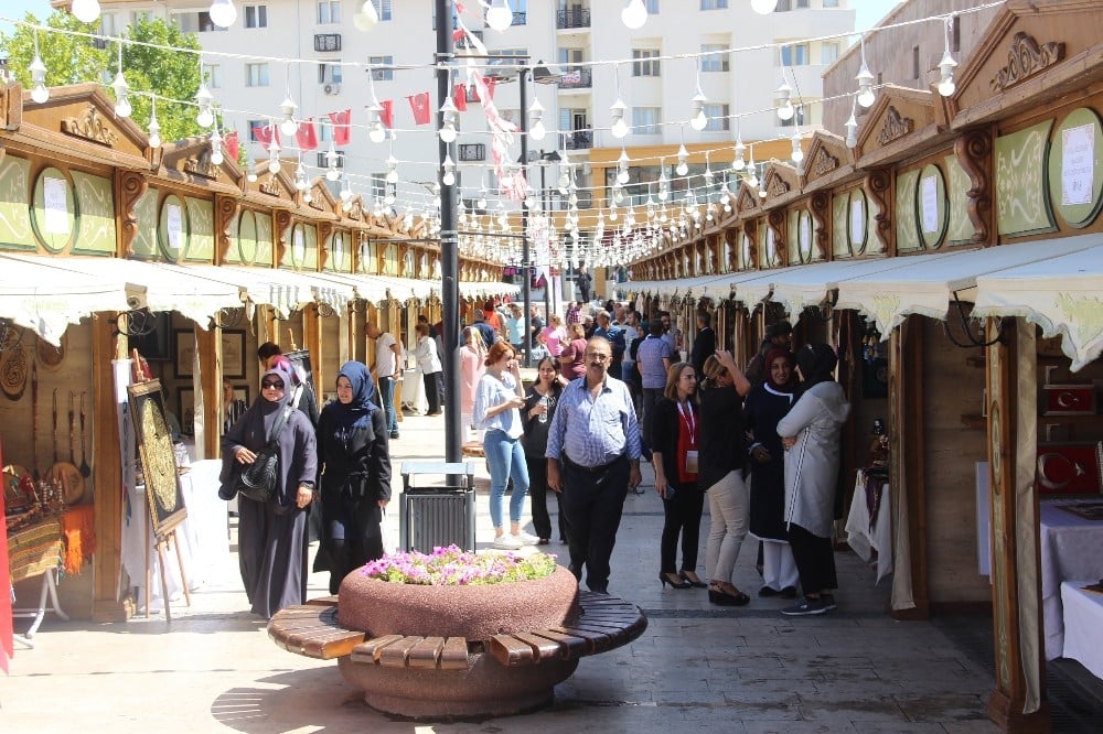 Altın eller Sivas’ta buluştu 
