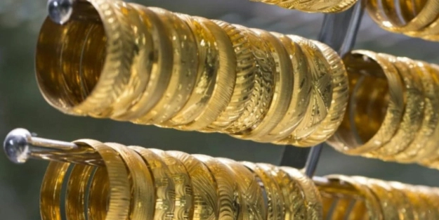 Altın fiyatlarında son durum: Ons artışı gram altın fiyatlarına yansıdı