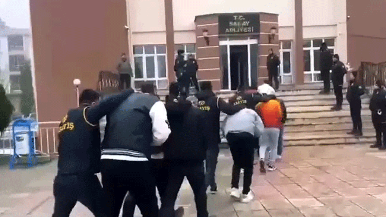 Altın hırsızları yakalandı