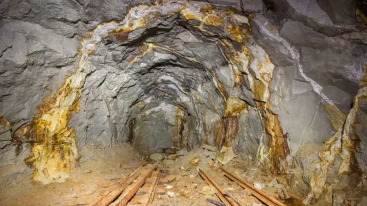 Altın madeni felaketi! 15 kişi can verdi