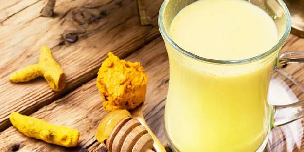 Altın süt tarifi, nasıl yapılır? faydaları nelerdir?
