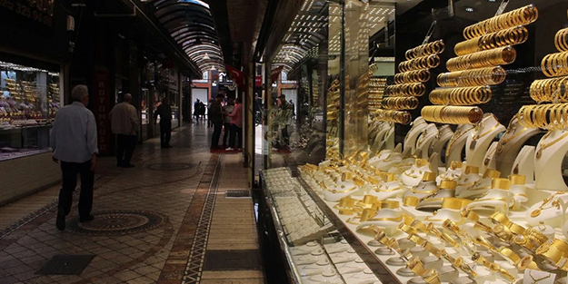 Altına para yatıranlar dikkat! Hemen kontrol edin, elinize bu altın varsa kuyumcular artık almayacak