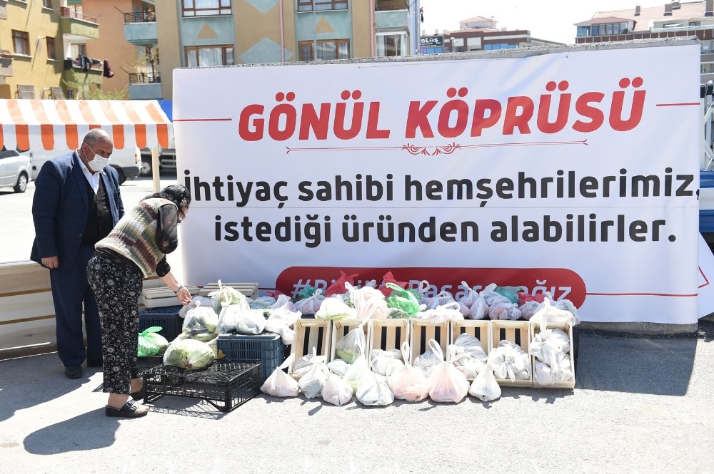 Altındağ pazarlarında gönül köprüsü 