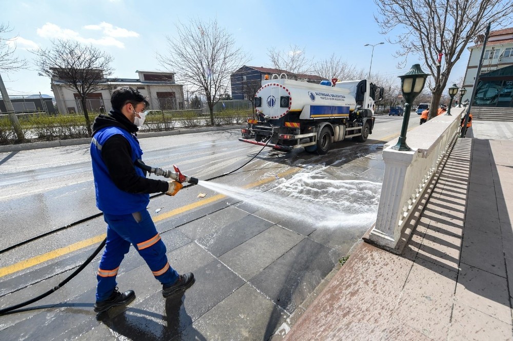 Altındağ’da mahalleler her gün temizleniyor 