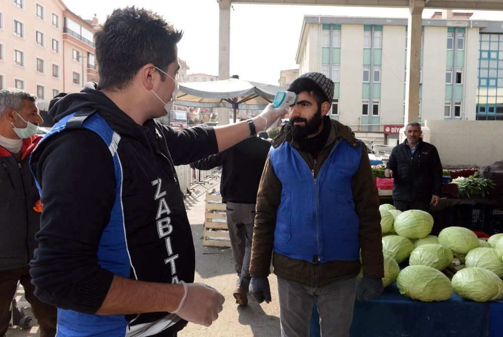 Altındağ’da pazar yerleri genelgeye göre düzenlendi 