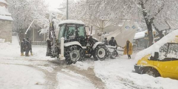Altınekin yarın okullar var mı 22 Aralık Çarşamba | Konya Altınekin okullar tatil mi?