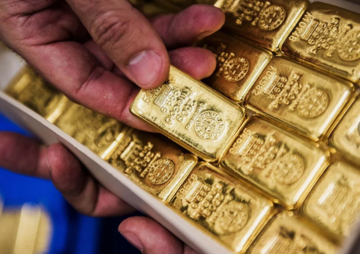 Altını olanlar aman dikkat! Uzman isim 'Tüm dünya toplamaya başladı' diyerek uyardı: 650 lira birden...