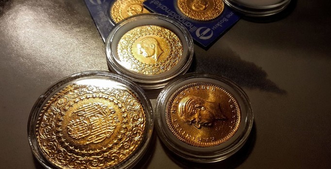 Altının gramı 227 lira seviyelerinde seyrediyor