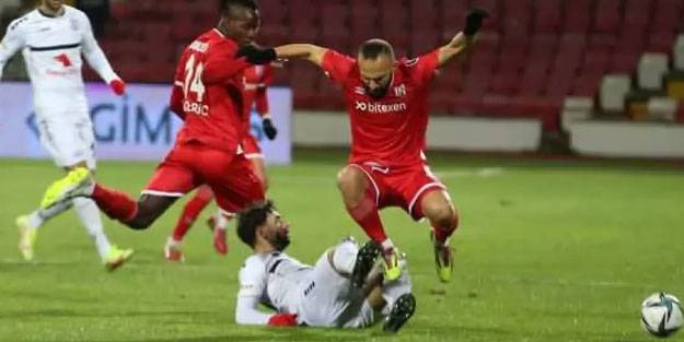 Altınordu, 90+3'te 3 puanı aldı