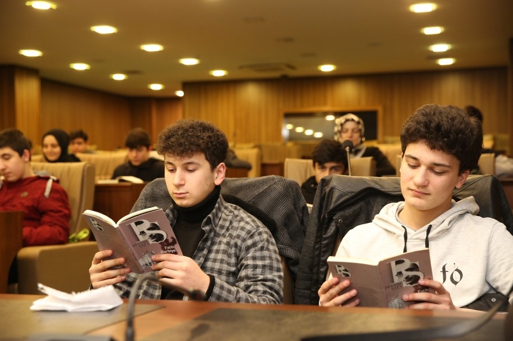 Altınordu Belediyesinde ‘kitap kritiği’ 