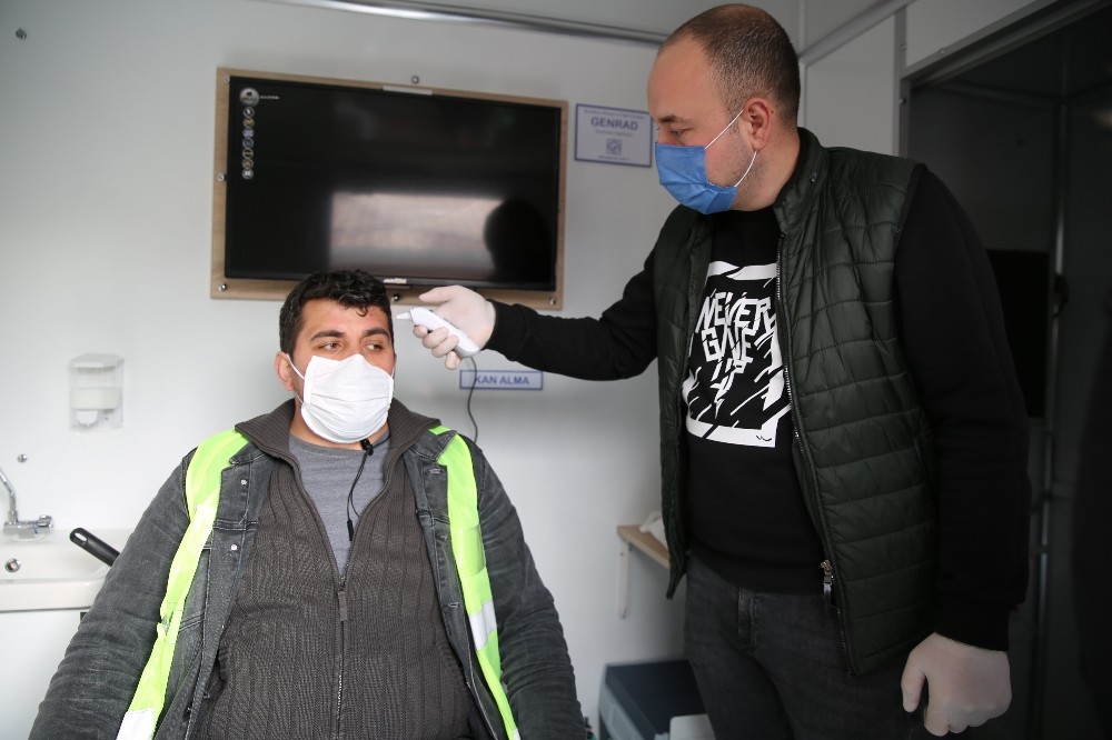 Altınordu Belediyesi’nden temizlik personeline düzenli muayene 