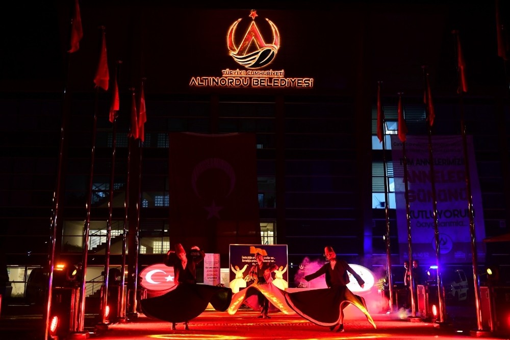 Altınordu’da Ramazan coşkusu evlere taşındı 
