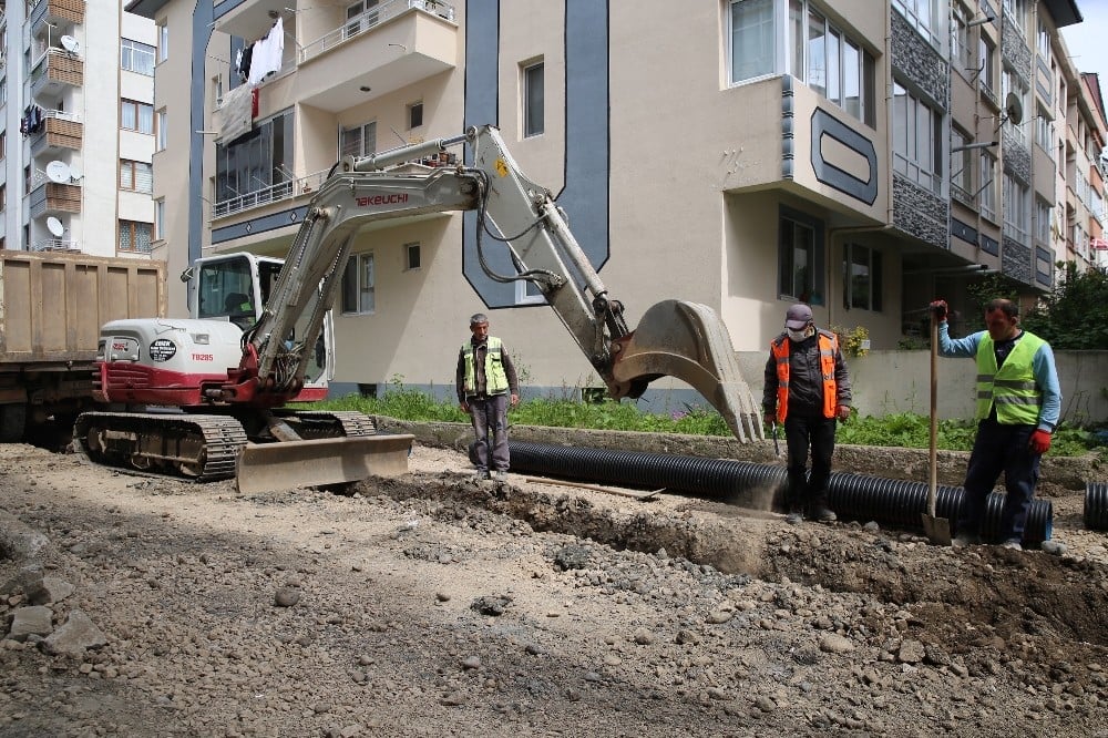 Altınordu’da Yeni Mahalle altyapısı yenileniyor 