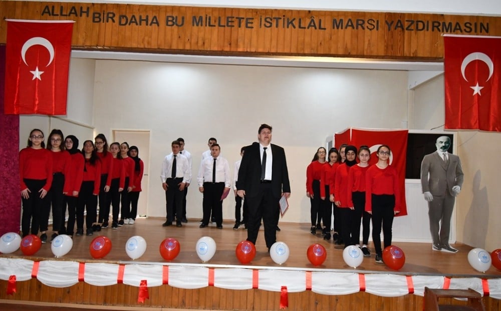 Altınova’da anlamlı tören 