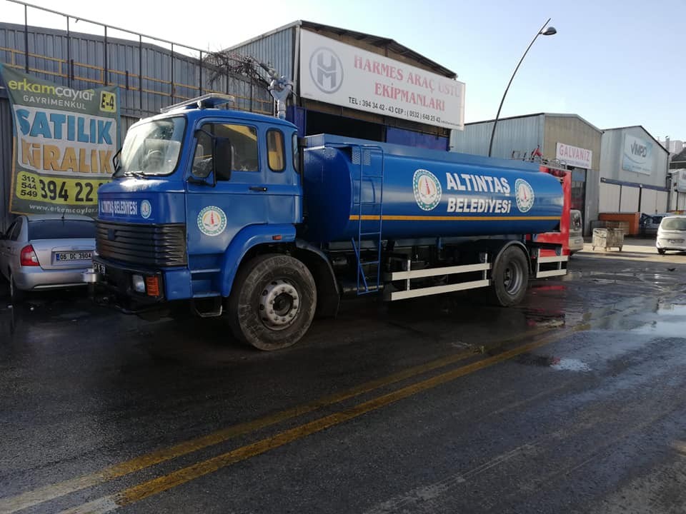 Altıntaş Belediyesi kanalizasyon açma makinası aldı 