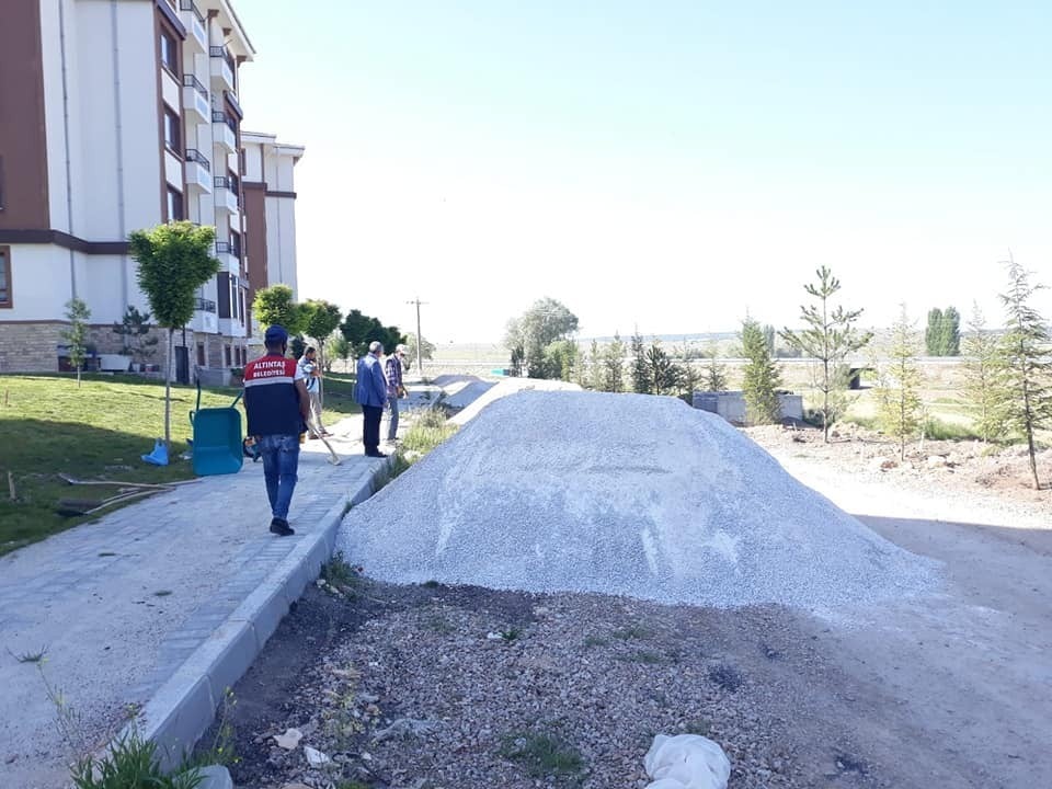 Altıntaş Belediyesi peyzaj çalışmaları 