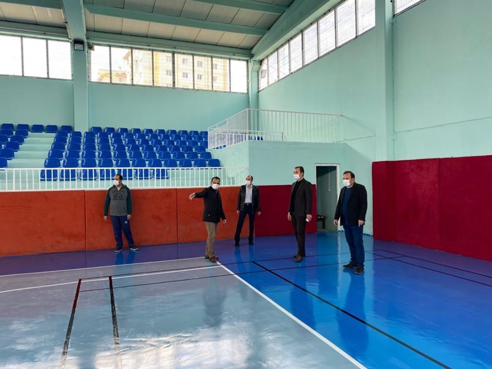 Altıntaş Kapalı Spor Salonu yenileniyor 