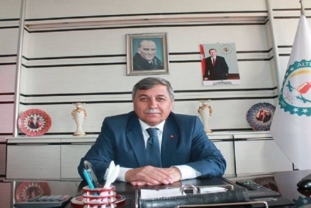 Altıntaş pazarına esnaf girişi yasaklandı 