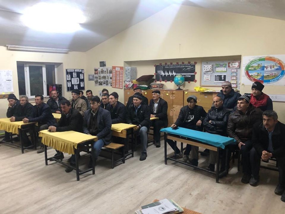 Altıntaş’ta bilinçli tarım ve hayvancılık eğitimi 