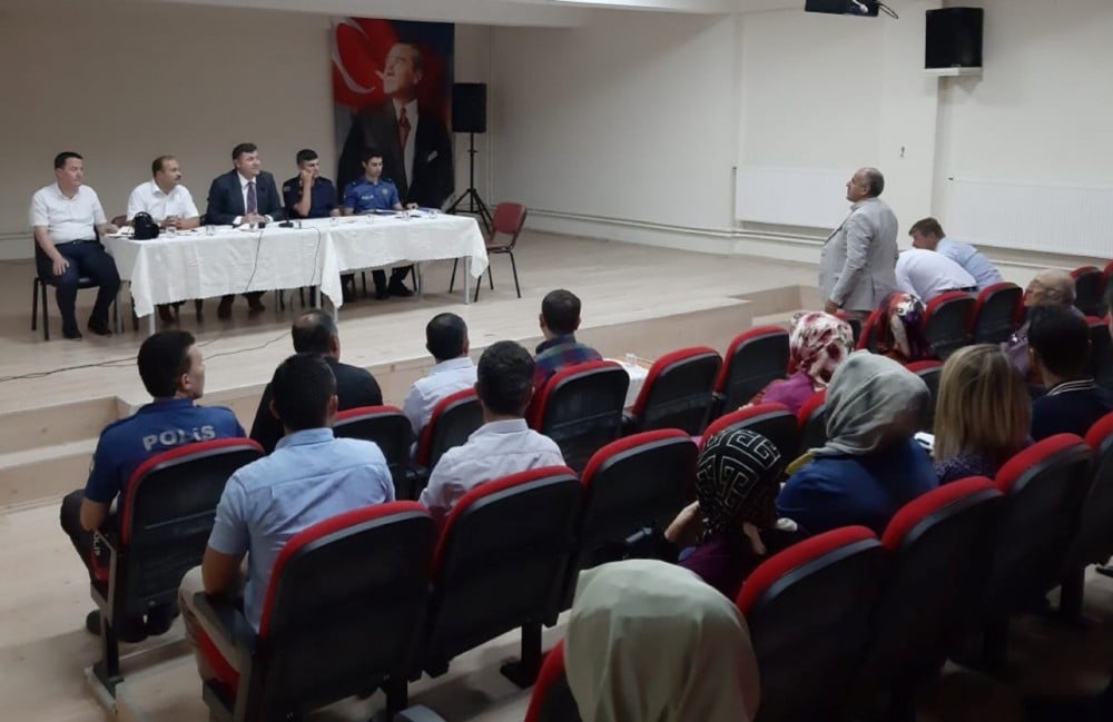 Altıntaş’ta Güvenlik Toplantısı 