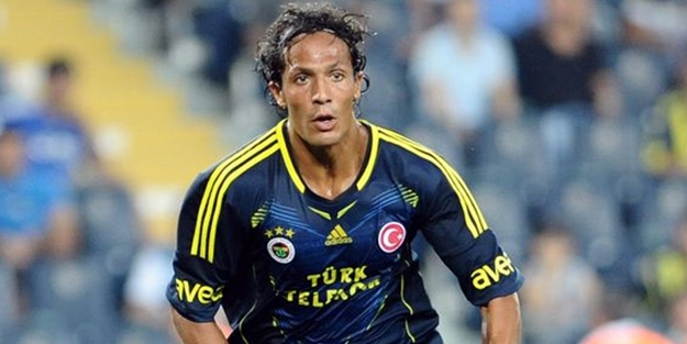 Fenerbahçe Alves'e alternatif düşünüyor