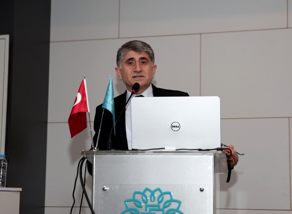 Alyılmaz: “Türkler Türklere ilgisiz” 