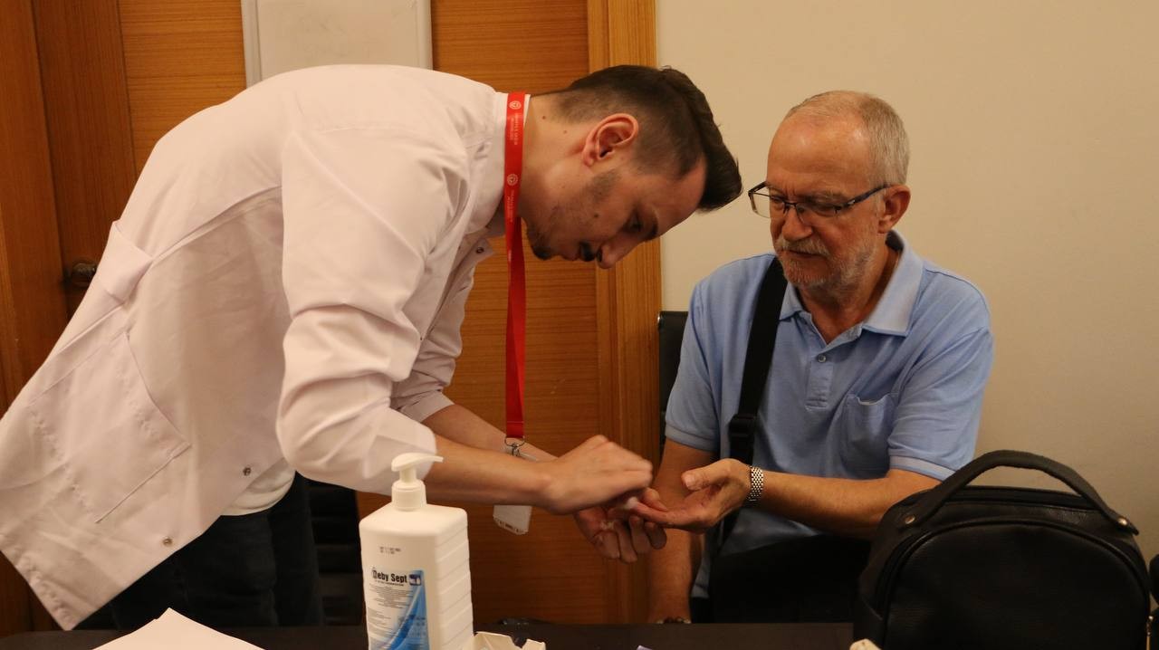 “Alzheimer kader değil, önlenebilir bir hastalıktır”