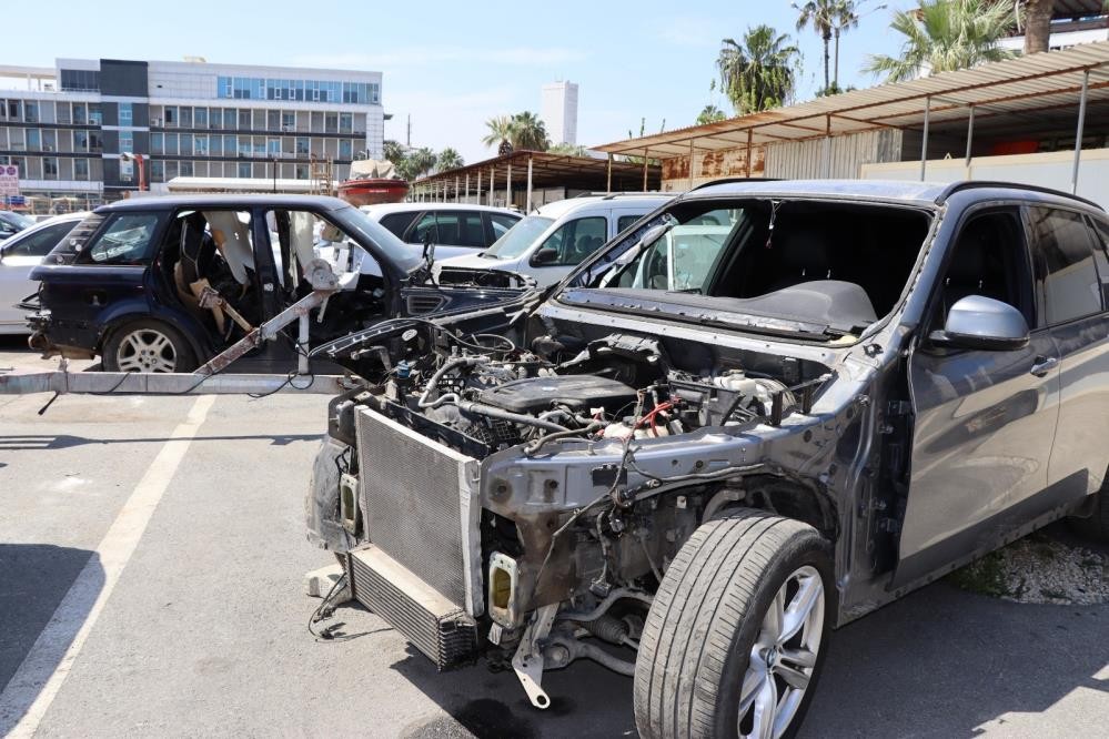 Amaç satmak değil… Milyonlarca liralık lüks araçlar ele geçirildi! Yurt dışından bakın neden getirilmiş