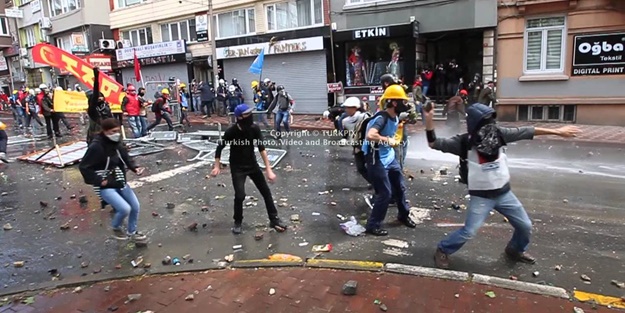 Amaçları İşçi Bayramı'nı kutlamak değil, isyan çıkartmak!