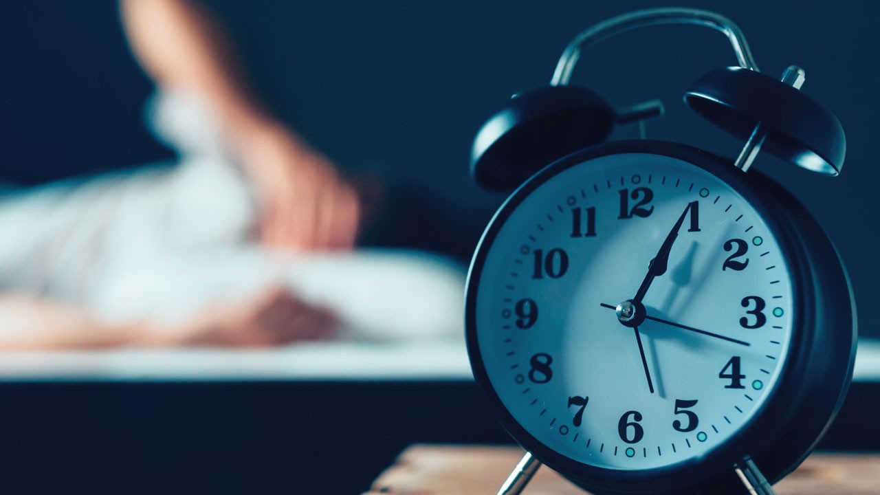 Aman dikkat edin! Yatmadan önce telefona bakanlar dikkat