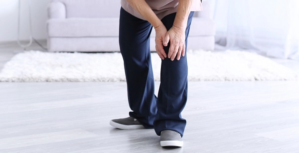 Aman dikkat! Hepimizin başına gelebilir|Bacak ağrısı deyip geçmeyin