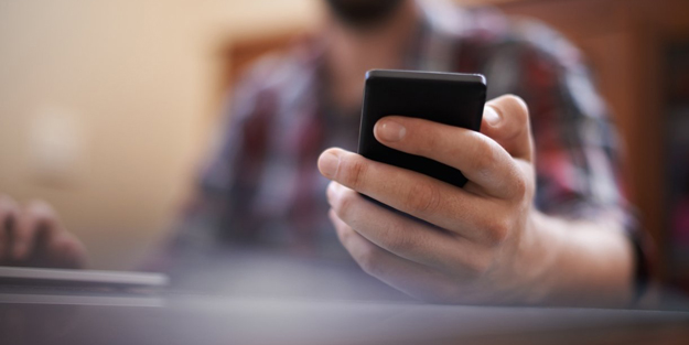 Aman dikkat! Kullanıyorsanız hemen değiştirin... İşte dünyanın en tehlikeli akıllı telefonları