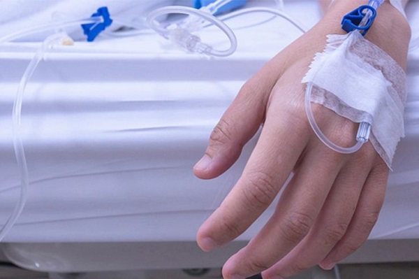 Aman dikkat ölümcül olabilir! Yeni moda: Merdiven altı serum hizmeti