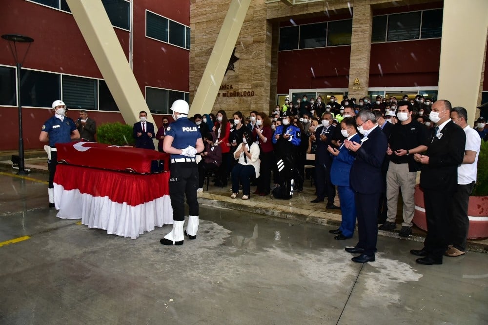 Amansız hastalığa yenilen polis memuruna son görev 