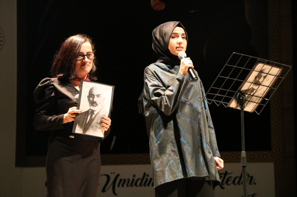 Amasya Üniversitesi Mehmet Akif Ersoy’u andı 