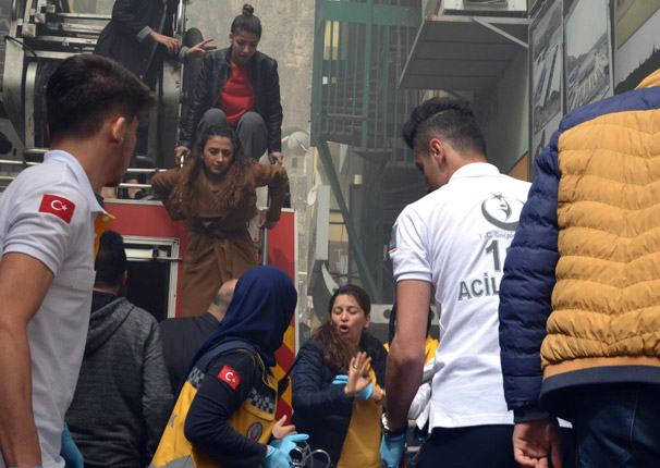 Amasya'da iş merkezinde korku dolu anlar!