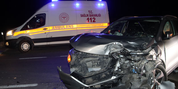 Amasya’da tır ile otomobil çarpıştı