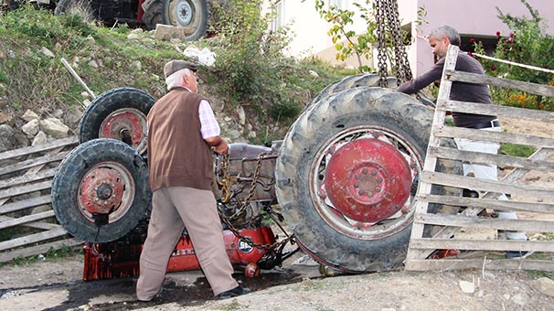Amasya'da traktör devrildi: 1 kişi öldü