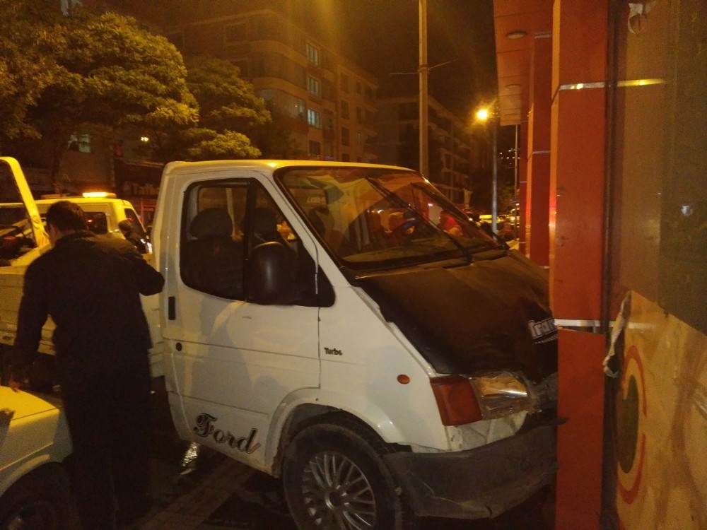 Amasya’da zincirleme trafik kazası: 4 yaralı 