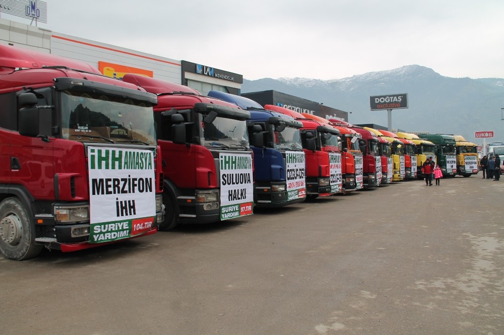 Amasya’dan İdlib’e 13 tırlık yardım 
