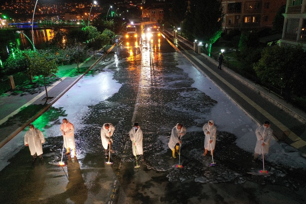 Amasya’yı foşur foşur yıkıyorlar 